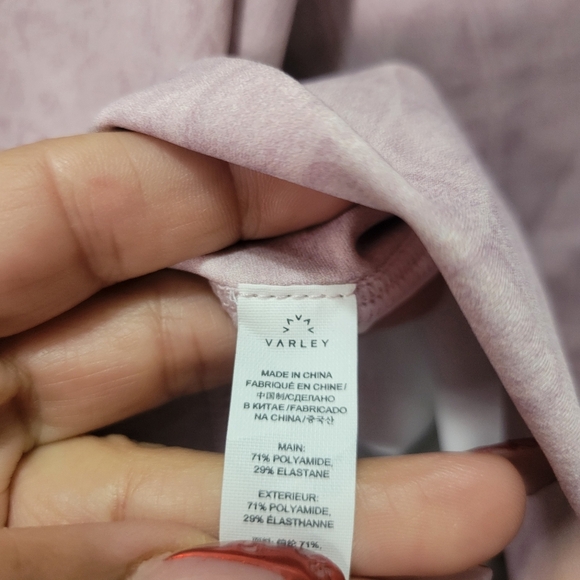 Varley Luna Leggings in Blush Crocodile print NWOT medium - Picture 10 of 12